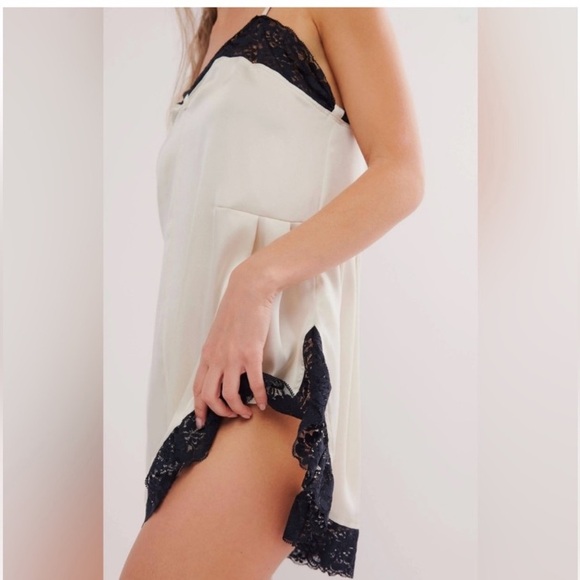 FP First Date Romper - Picture 2 of 4